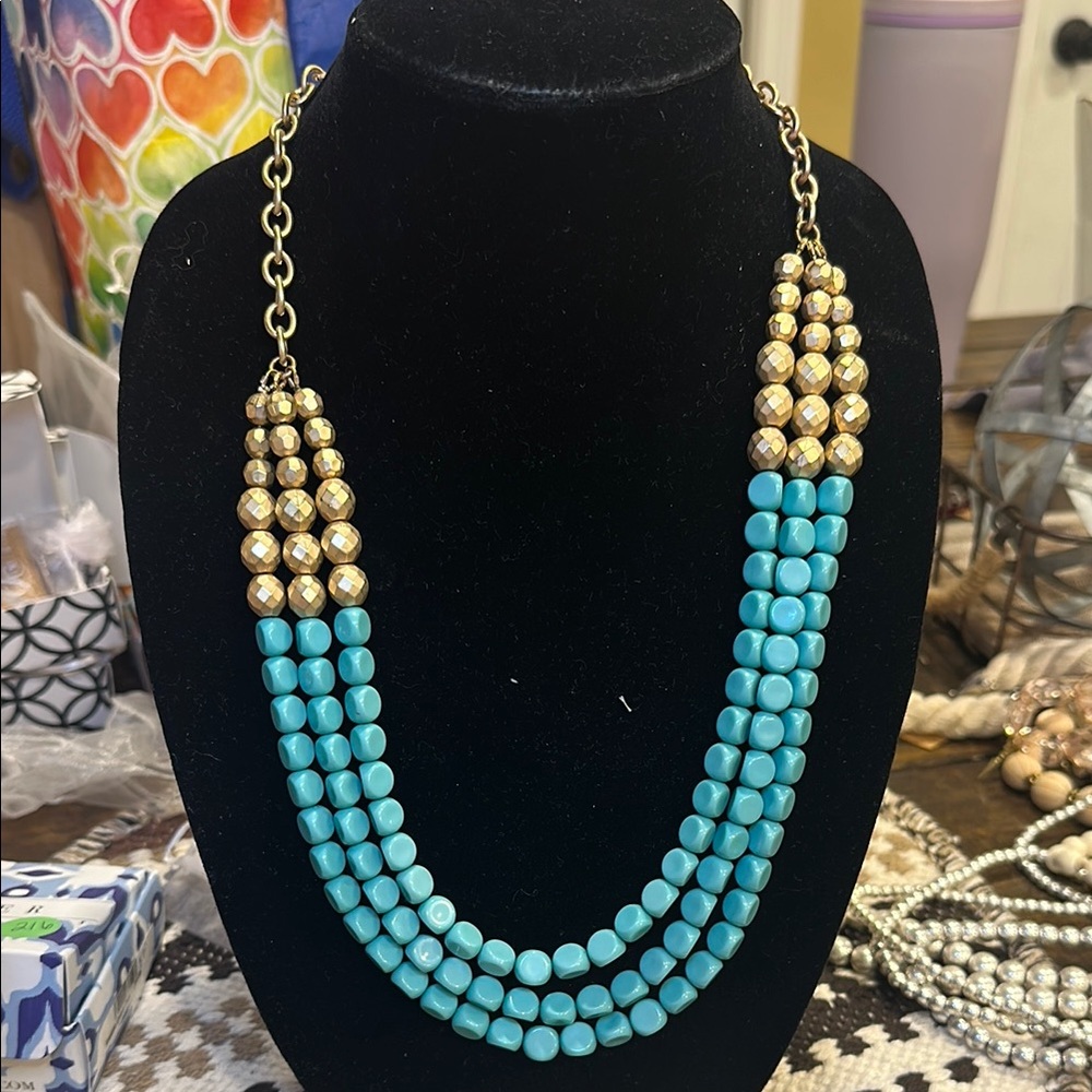 Elegant Turquoise and Gold Beaded Necklace